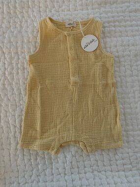 NWT Angel Dear/Altar’d State Kids Muslin Organic Cotton Yellow Sleeveless Romper
